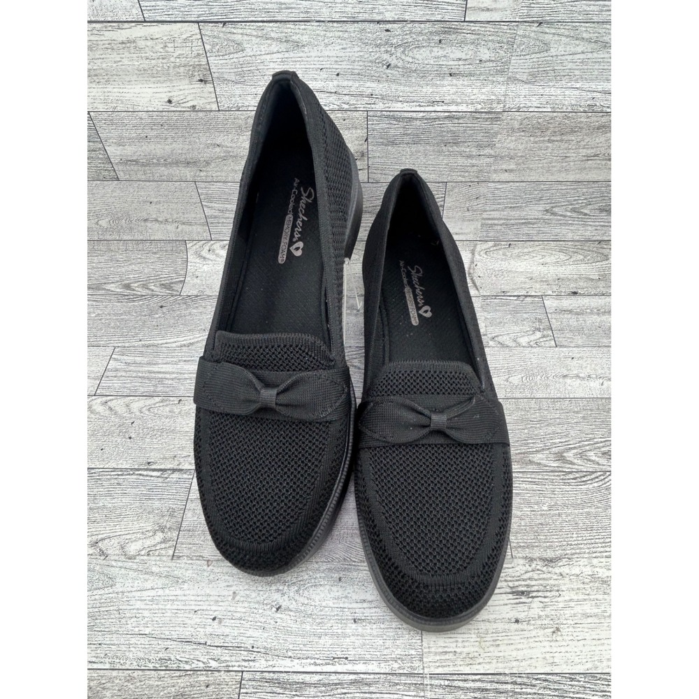 Skechers Women Sz 10 Stretch Fit Air-Cooled Memory Foam Bow Loafers Black 159029